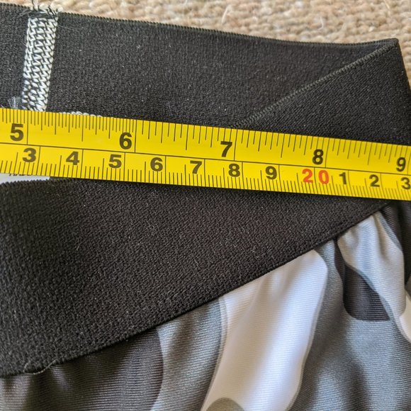 XS Cow Print Yoga Gym Workout Outfit Tank Top Biker Short Set Black Gray White - Picture 13 of 16